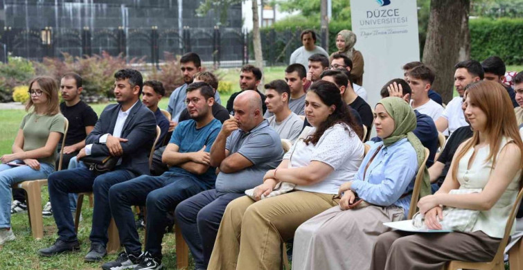 Güneş enerjisiyle temiz yarınlar Bilim Kafe’de konuşuldu
