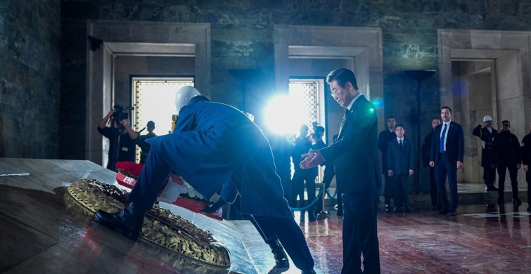 Güney Kore Devlet Başkanı Lee, Anıtkabir'i Ziyaret Etti