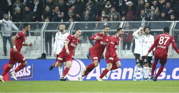 Güntekin Onay: Beşiktaş Adına Hasar Büyük 