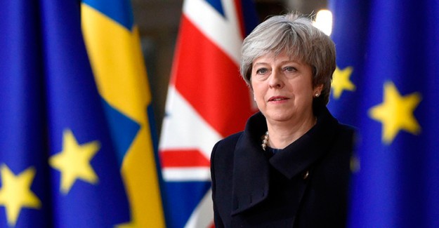 Güven Oylamasının Galibi Theresa May Oldu