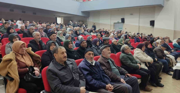 Hacı Adaylarına Seminer Düzenlendi