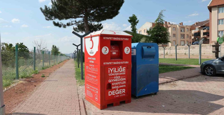 Hacılar'da kıyafet bağış kutuları hizmete girdi