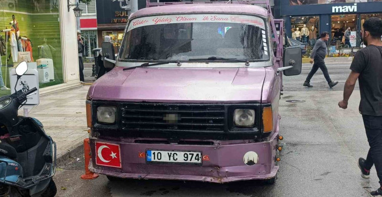 Hacizli Kamyonet Park Yasağını İhlal Etti