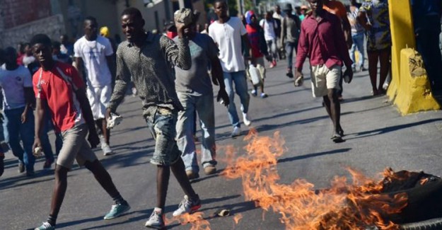 Haiti'deki Mahkumlar Hapishaneden Firar Etti