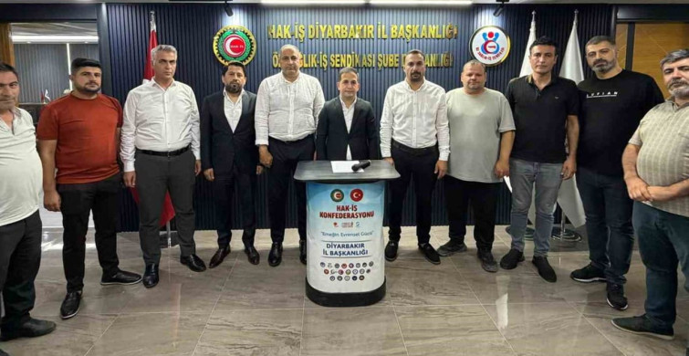 Hak-İş Diyarbakır İl Başkanı Aküzüm, 15 Temmuz'un anlamını vurguladı