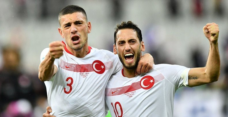 Hakan Çalhanoğlu Juventus'a Çok Yakın