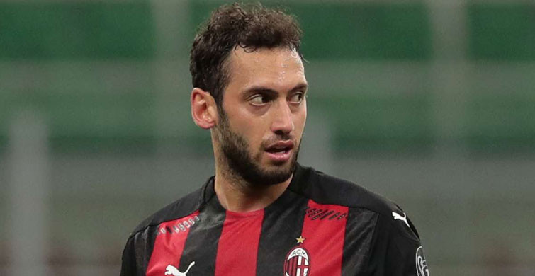 Hakan Çalhanoğlu Milan'dan Ayrılabilir