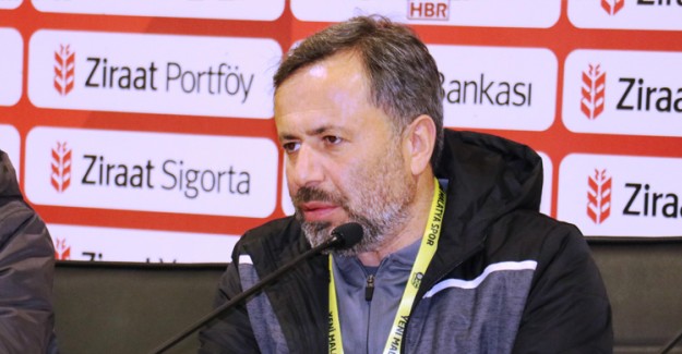 Hakan Çalışkan: 'En azından Sivasspor'u Yendik'