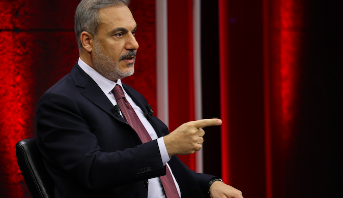 Hakan Fidan’dan uyarı: “İsrail rahat durmaz, yönünü Lübnan ve İran’a çevirebilir”