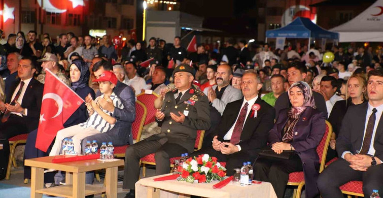 Hakkari 15 Temmuz’da tek yürek oldu