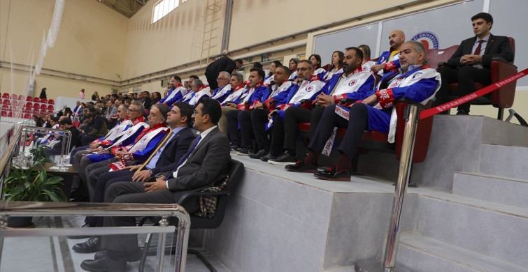 Hakkari Üniversitesi'nde İlk Ders 'Filistin' Konulu Açılış Hakkari Üniversitesi'nde İlk Ders 'Filistin' Konulu Açılış