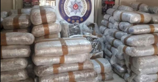 Hakkari'de 29 Kilo 320 Gram Uyuşturucu Ele Geçirildi