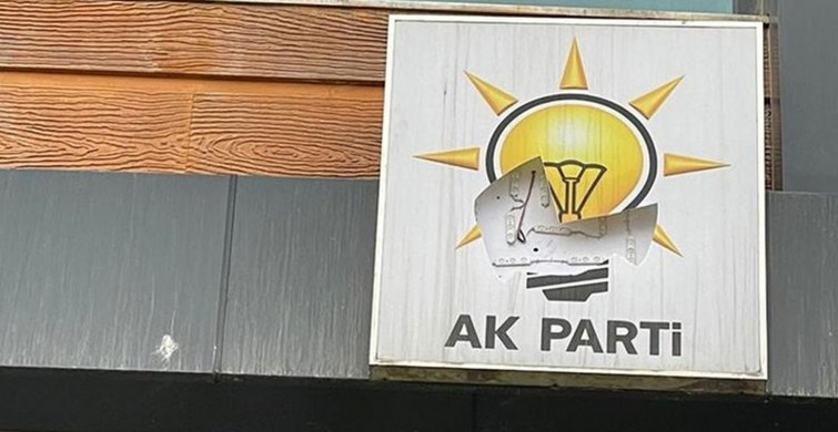 Hakkari'de Ak Parti binasına taşlı saldırı düzenlendi!