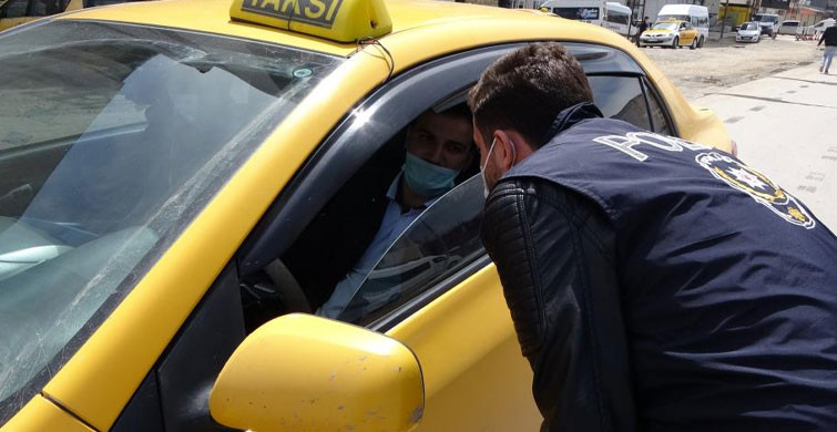 Hakkari’de Polis Ekipleri Tarafından Kısıtlama Denetimi Yapıldı