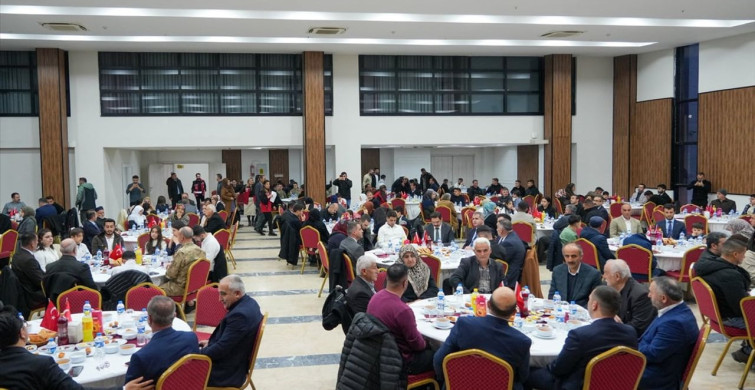 Hakkari'de Şehit Aileleri ve Gaziler İftar Programında Buluştu