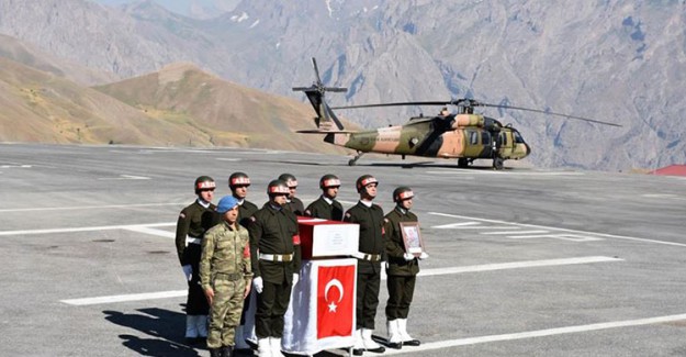 Hakkari'de Şehit Asker İçin Tören Düzenlendi