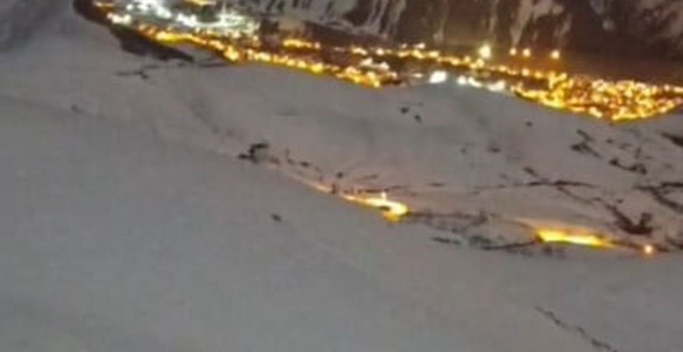 Hakkari'de Tilkilerin Masalsı Oyun Anları