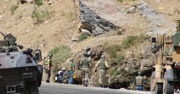 Hakkari'deki Patlamada 4 Şehidimiz Var