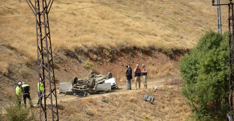 Hakkari'deki Pikap Kazasında İki Ölü, Bir Yaralı
