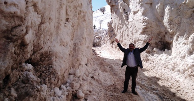 Hakkari'nin Kar Savaşçıları Halk İçin Çalışıyor