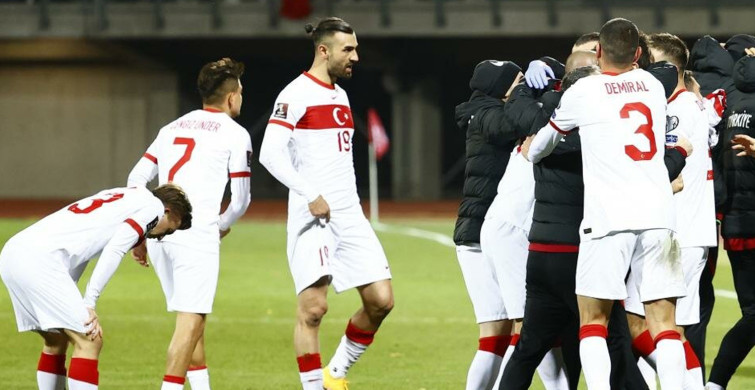 Hakkı Yalçın'dan A Milli Takım İle İlgili Dikkat Çeken Açıklama!