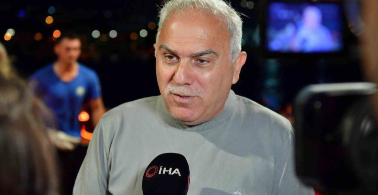 Haliç'te ışıklı kano etkinliği görsel şölen sundu