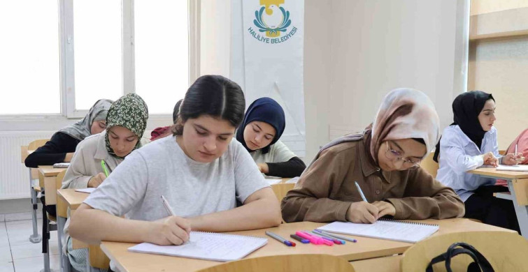 Haliliye’de üniversite adaylarına ücretsiz yaz kursu