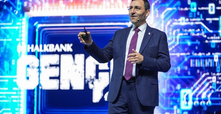 Halkbank Gençİz'25 Zirvesi: Roketsan'dan Savunma Sanayisinde Devrim Niteliğinde Açıklamalar