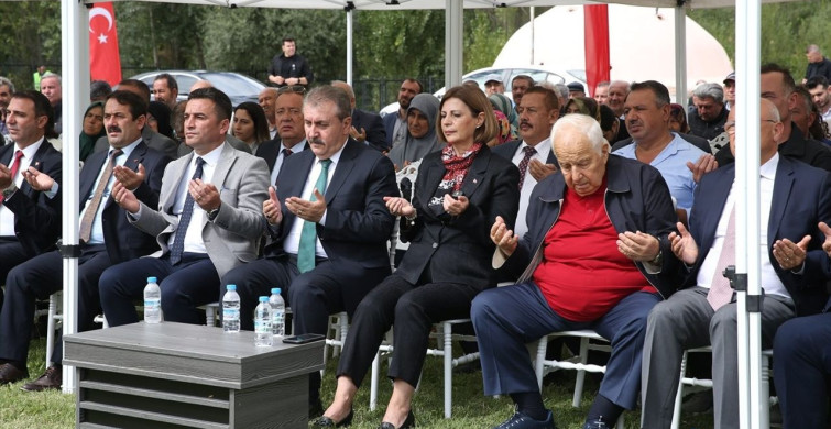 Hamamkarahisar Ulu Cami Yeniden İbadete Açıldı