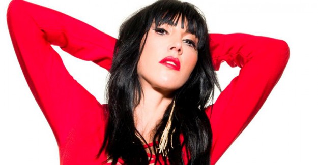Hande Yener: Demet Akalın Nikah Şahidim Olacak