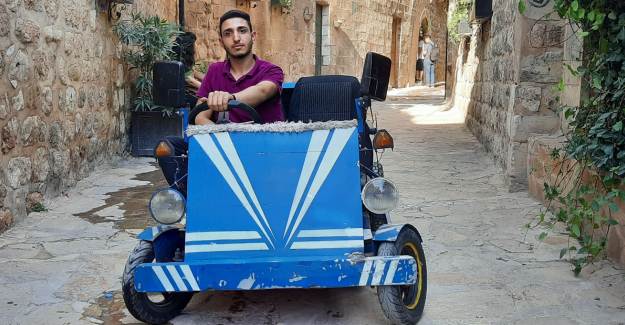 Harçlıklarını Biriktirdi, Hurda Parçalarla Kendi Aracını Yaptı 