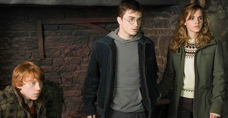 Harry Potter ve Zümrüdüanka Yoldaşlığı Oyuncuları Kim Konusu Ne? Harry Potter ve Zümrüdüanka Yoldaşlığı Ne Zaman Çekildi?