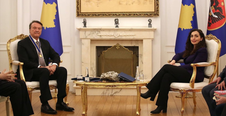 Hasan Arat'a Kosova Cumhurbaşkanlığı Onur Nişanı