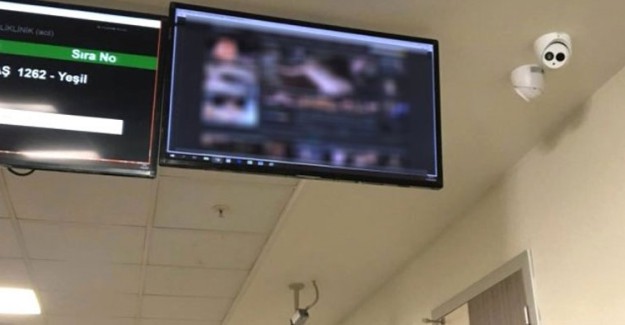 Hasta Bilgilendirme Ekranına Cinsel İçerikli Görüntü Yansıdı, Hastane Karıştı