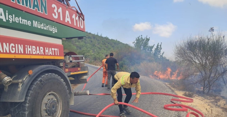 Hatay Yayladağı'ndaki Orman Yangını Kontrol Altına Alındı
