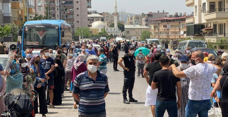 Hatay'da 20 Ton Sebze Esnaf Tarafından Ücretsiz Dağıtıldı