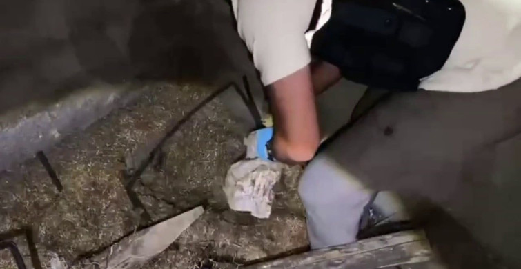 Hatay'da ahırda saklı 2 kilo uyuşturucu ele geçirildi