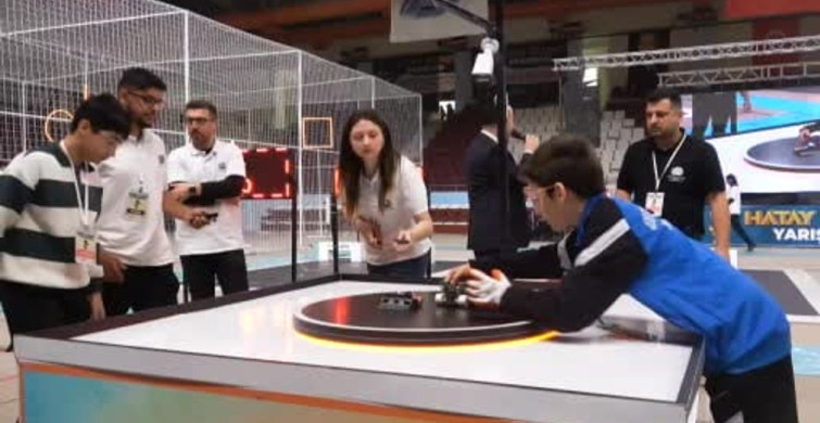 Hatay'da Depremzede Öğrenciler İçin Robot Yarışması Gerçekleşti