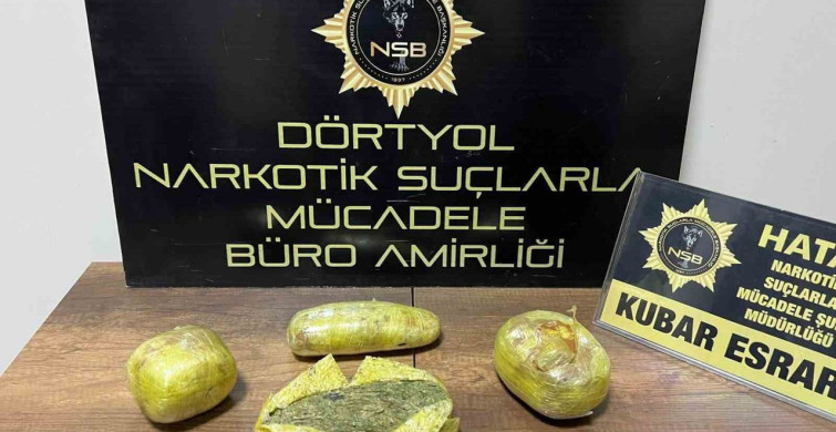 Hatay'da durdurulan motosikletten 1 kilo 339 gram esrar ele geçirildi
