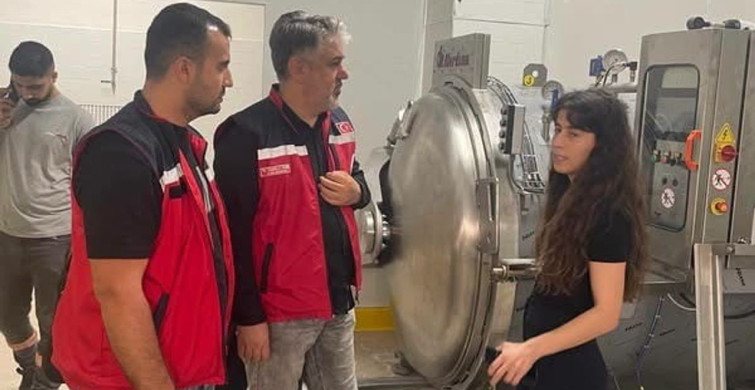 Hatay'da evcil hayvan yaş mama üretim tesisinde denetim yapıldı