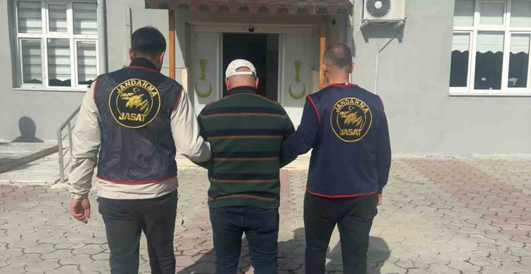 Hatay'da JASAT'tan Kaçak Şahsa Operasyon