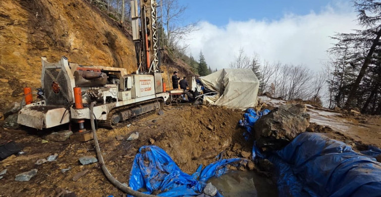 Hatay'da Kaya Parçasının Altında Kalan İşçi Hayatını Kaybetti
