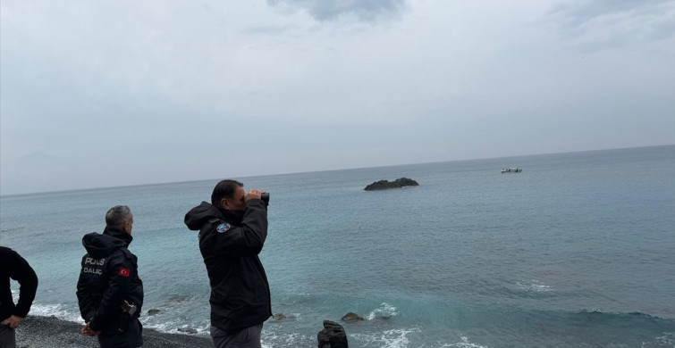 Hatay'da Kayıp Balıkçı İçin Arama Çalışmaları Devam Ediyor