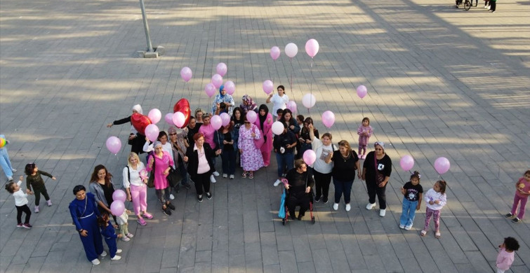 Hatay'da Meme Kanseri Mücadelesi: Pembe Balonlar ile Farkındalık Yaratma Etkinliği