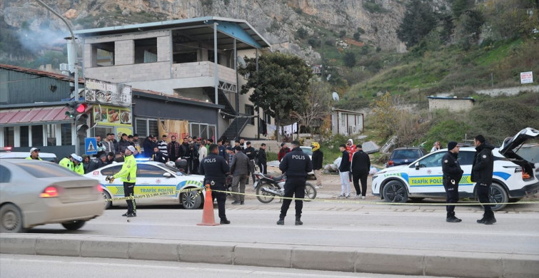 Hatay'da Motosiklet Kazası: 1 Ölü, 2 Yaralı