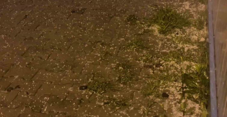 Hatay'da Şiddetli Yağış ve Dolu Etkili Oldu