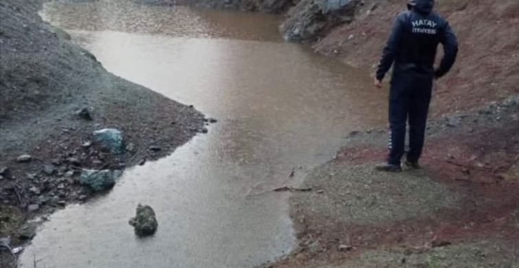 Hatay'da Su Birikintisine Düşen Çocuk Hayatını Kaybetti