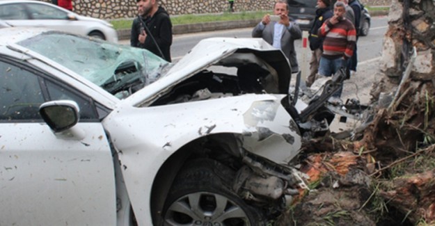 Hatay'da Trafik Kazası: 3 Yaralı
