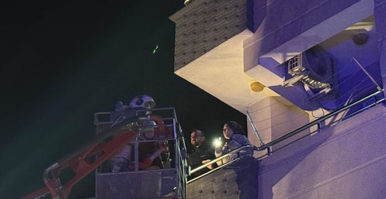 Hatay'daki 5 Katlı Binada Yangın - 30 Kişi Kurtarıldı