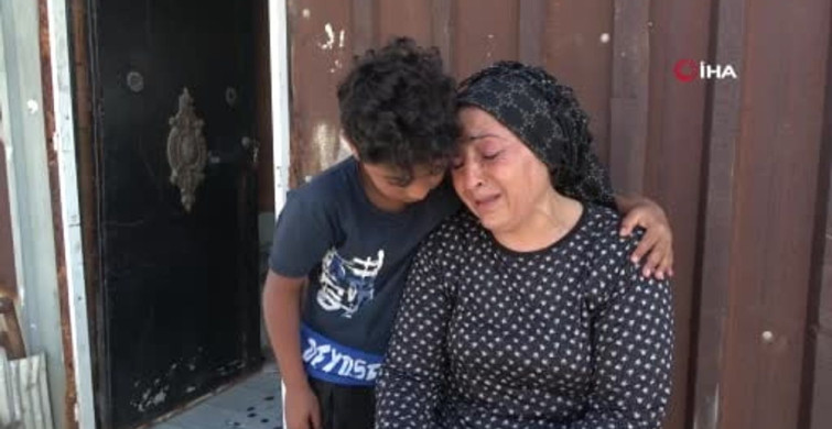 Hatay'daki Heyelan Felaketi: Gözü Yaşlı Anne Bütün Dünyasının Kahrını Yaşıyor
